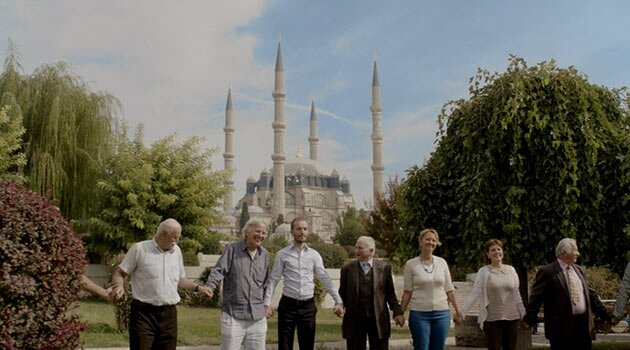 Zaman Gazetesi reklamı Her can kardeştir bize reklam 06 Zaman Gazetesi reklamı Her can kardeştir bize